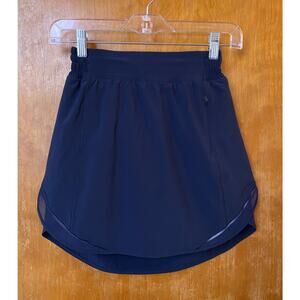Lululemon Hotty Hot High-Rise Skirt Long Size 2 Navy Blue Stretch LW8ADGT 17”